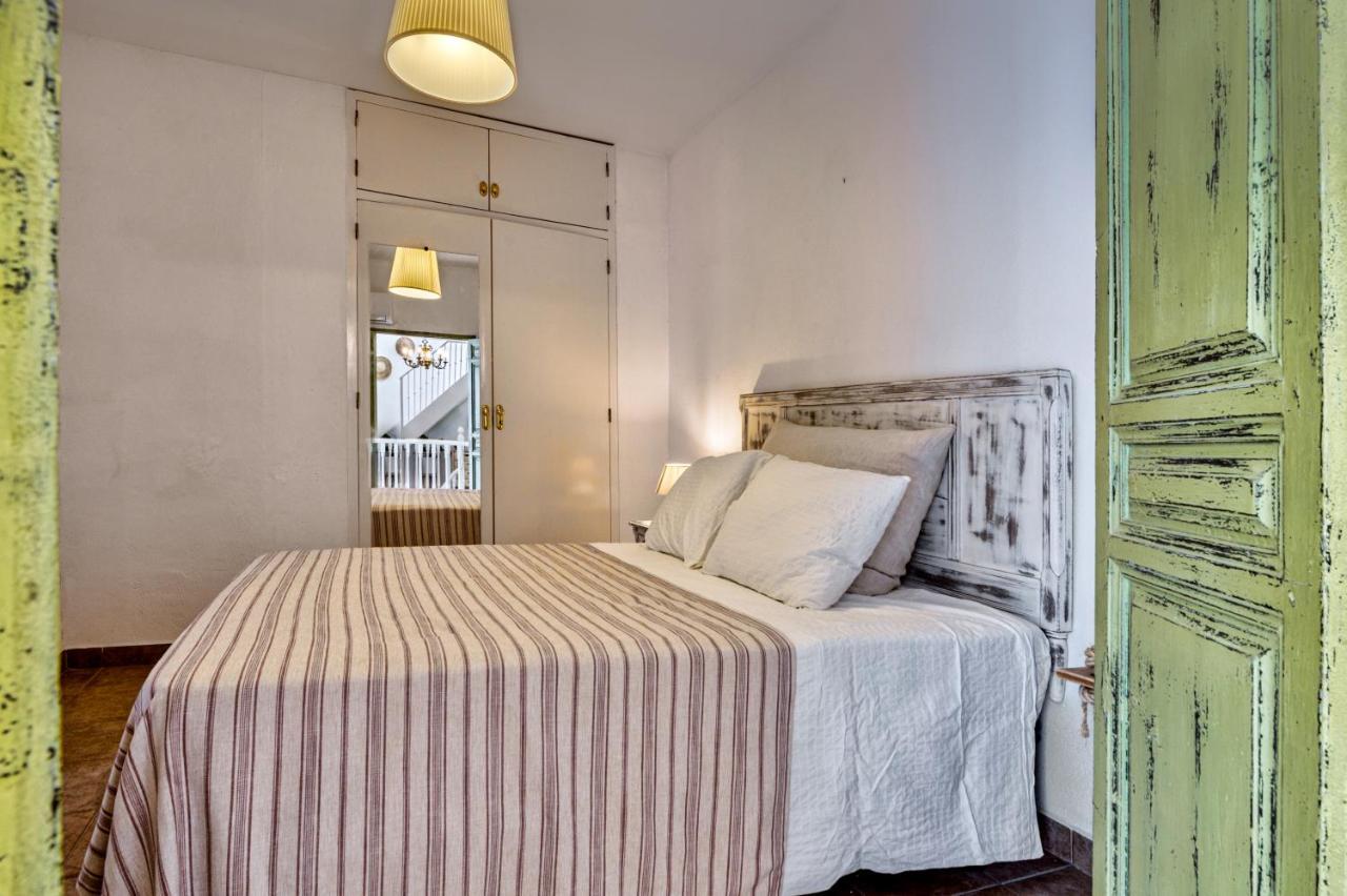 Encanto Guesthouse Канильяс-де-Асеитуно Экстерьер фото