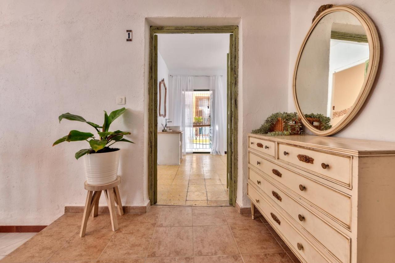 Encanto Guesthouse Канильяс-де-Асеитуно Экстерьер фото