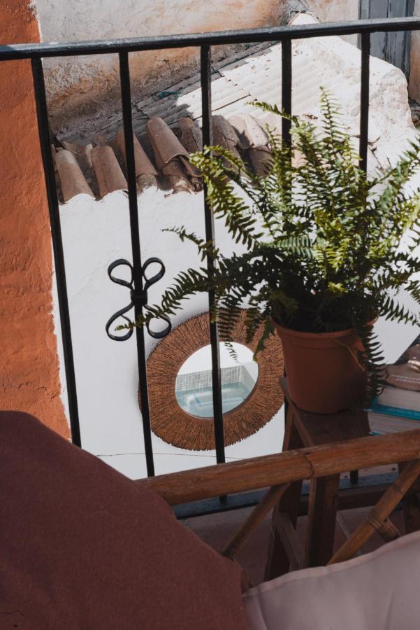 Encanto Guesthouse Канильяс-де-Асеитуно Экстерьер фото
