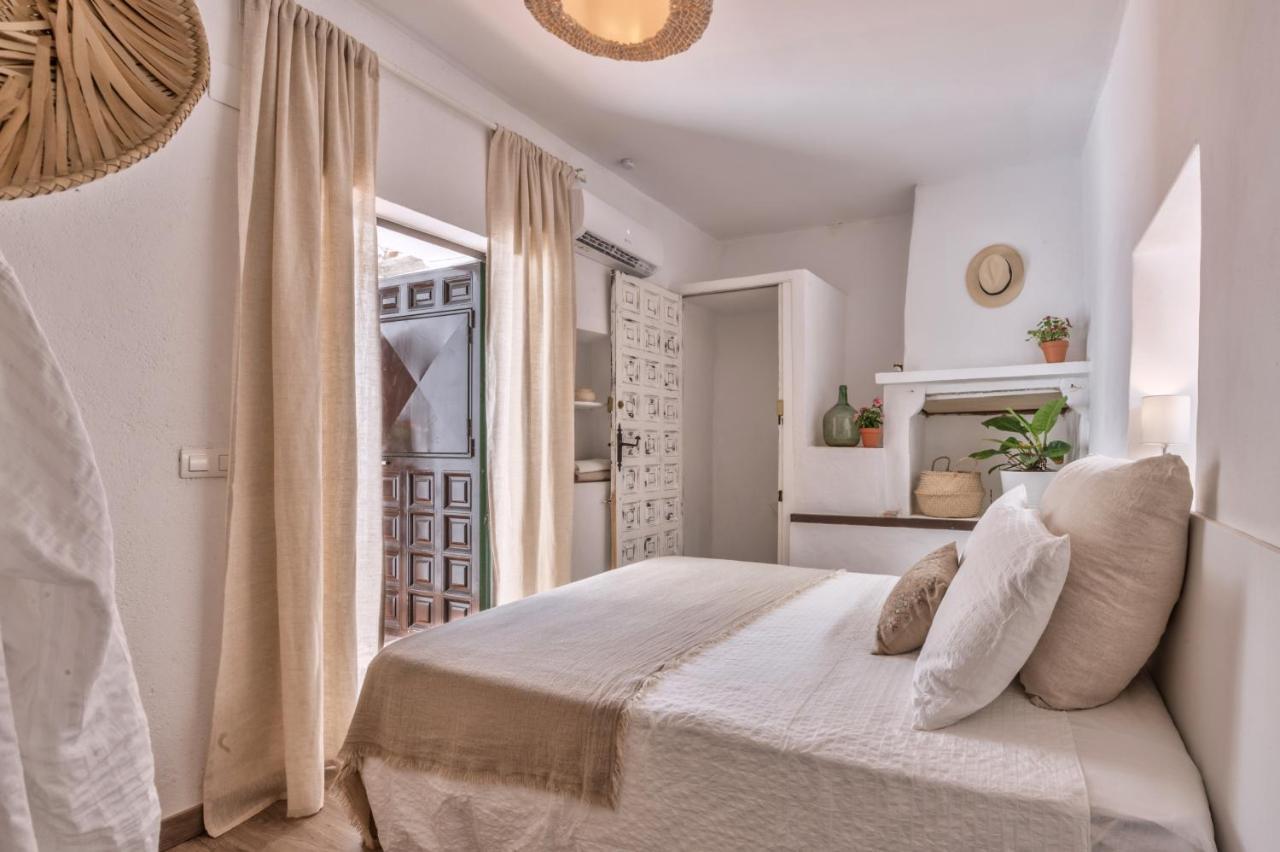 Encanto Guesthouse Канильяс-де-Асеитуно Экстерьер фото