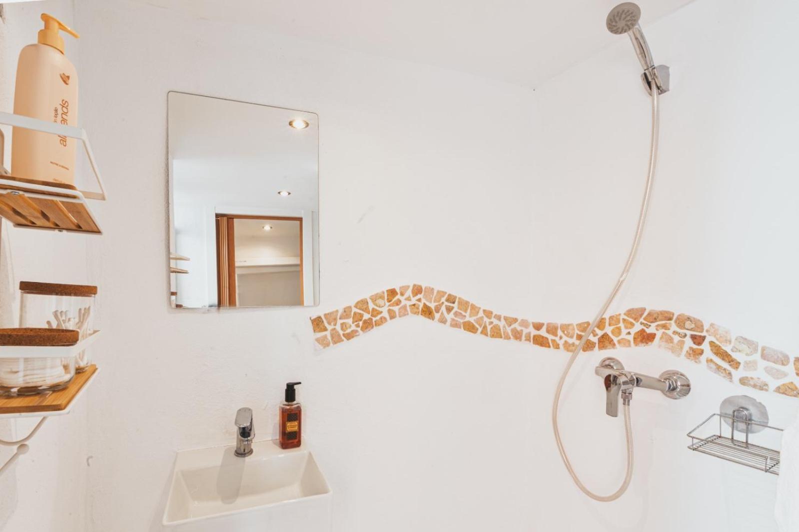 Encanto Guesthouse Канильяс-де-Асеитуно Экстерьер фото